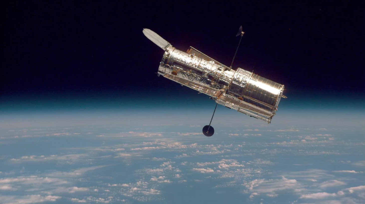 NASA restabelece operações científicas completas no Hubble
